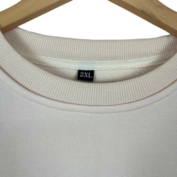 NWT Halloween Town cream Colored Long Sleeved Crewneck Top Sz 2XL - Picture 5 of 8